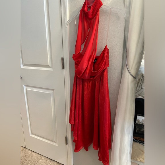 CURELLA DISNEY DRESS SIZE XS NWOT RED LIVE ACTION WITH POCKETS - Picture 5 of 13